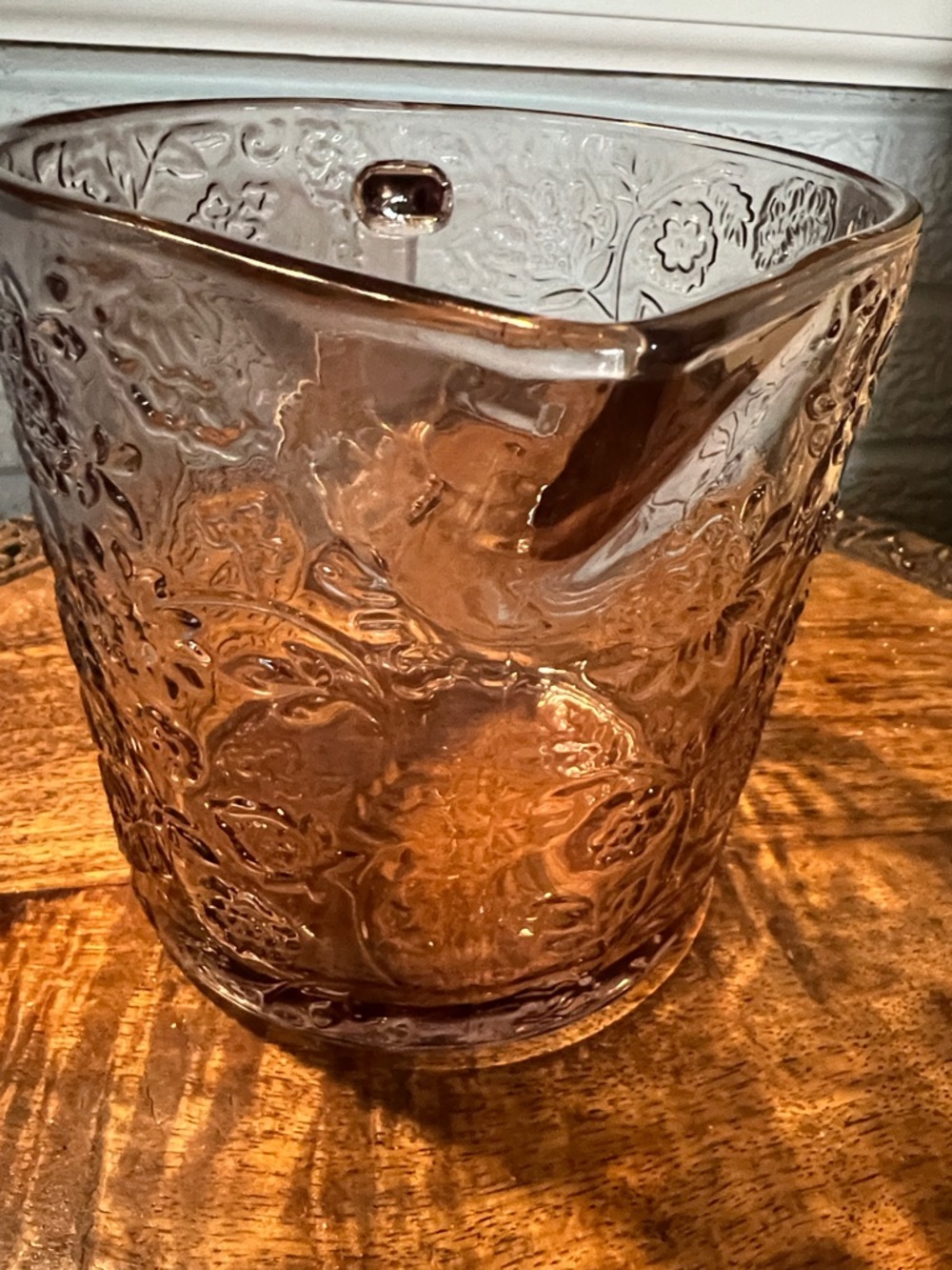 Vintage-Style Amber Glass Measuring Pitcher with Floral Embossing - Picture 9 of 16